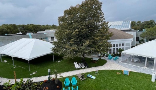 Fins Up! Family Resort with Water Park! 7/24/26-7/31/26 Available!