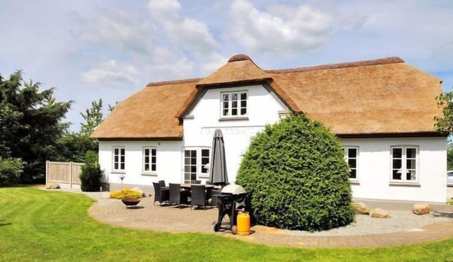 "Fintan" - all inclusive - 2km to the inlet by Interhome