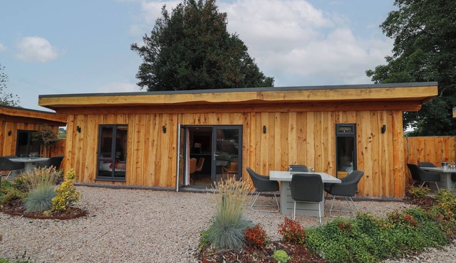 FIOLED, pet friendly, character holiday cottage in Llangadfan