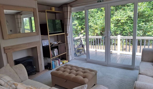 Fir Tree - 2 bedrooms sleeps 5