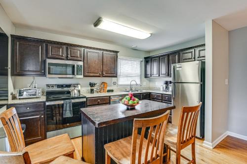 Fire Pit and Yard Peaceful Bluegrass Escape!