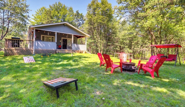 Fire Pit & Community Beach: Poconos Getaway!