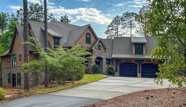 Fire Pit + Patio: Spacious Southern Pines Retreat