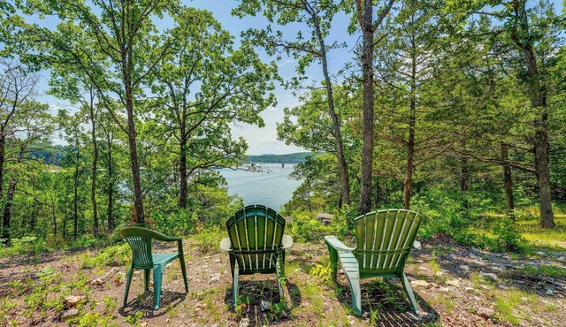 Fire Pit & Stunning Lake Views: Shell Knob Home!