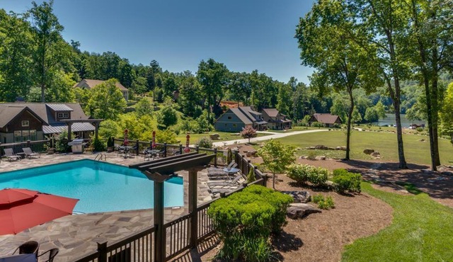 Firefly Retreat 202