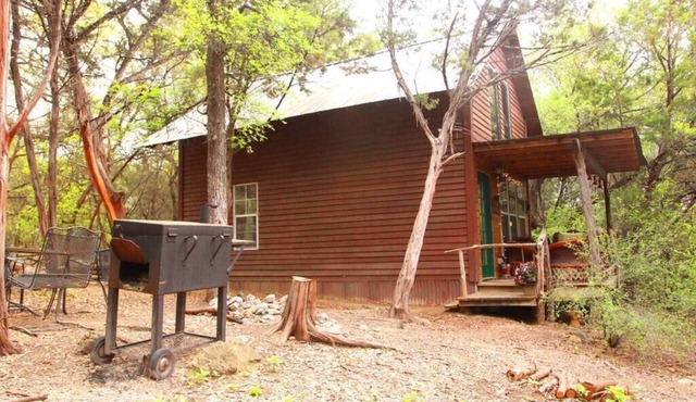 Firehouse Cabin at Hamilton Creek