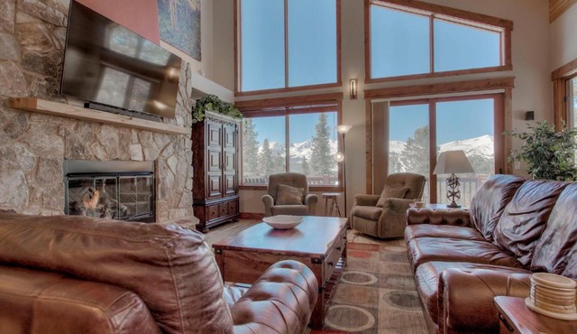 Firelight Luxury townhouse