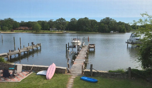 Firepit, Beach, Pier and Gorgeous views without leaving your home ! ! !