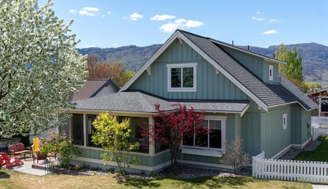 Firerock Hideout - Short stroll to Everything!