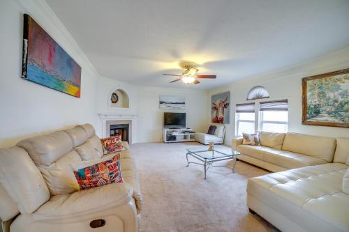 Fireside Gatherings Pet-Friendly Apollo Home