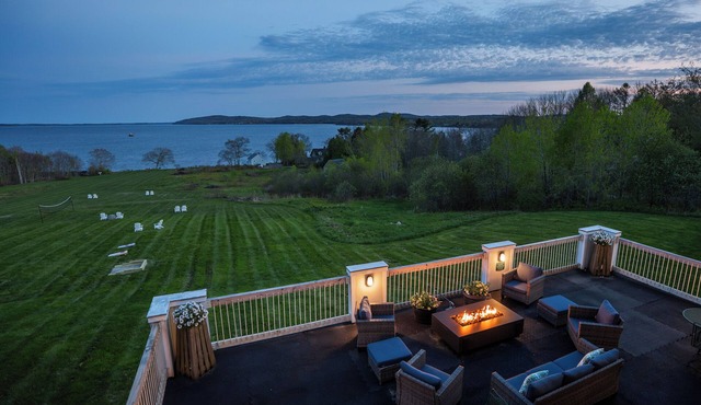 Fireside Inn & Suites - Belfast