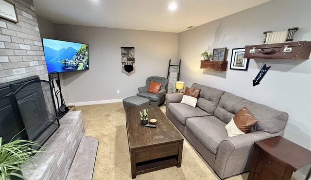 Fireside Suite – 2BR, Pet-Friendly & Huge Yard