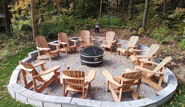 Fireside - Waterfront Resort Style Executive Cottage