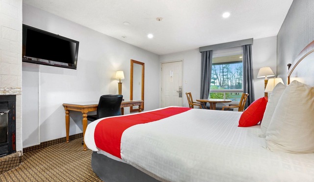 First Canada Inn Cornwall