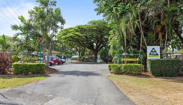 First City Caravilla