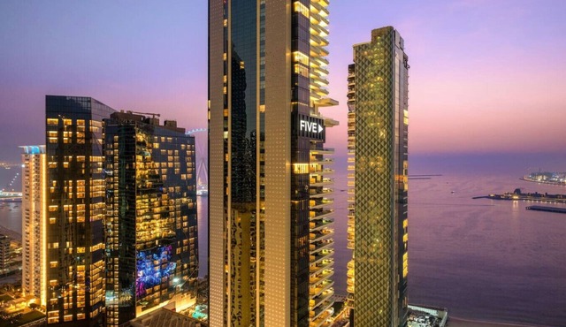 FIRST CLASS | 3BR | Sea View | Near JBR Beach