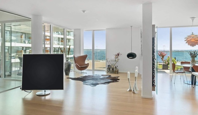 First class apartment with excellent sea view