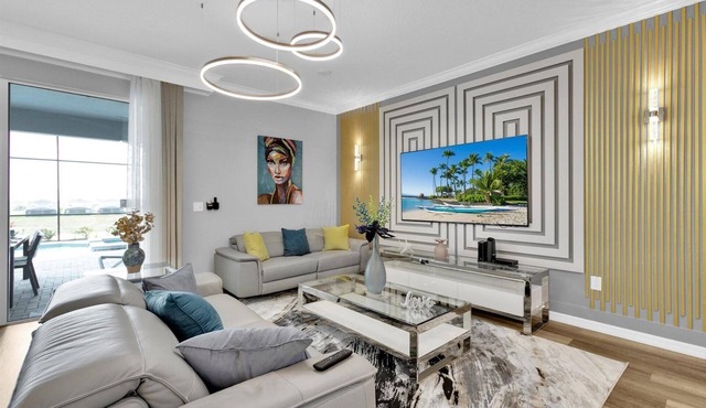 First Class Designer Home - Sleeps 27- Fab Games Room - Close to Disney