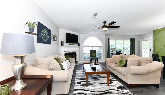 First floor 2 bed 2 bath with fireplace