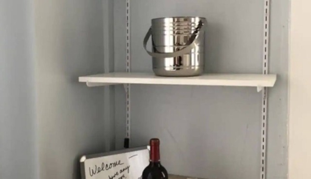 First floor, 2 bedroom, one bathroom, fully equipped apartment