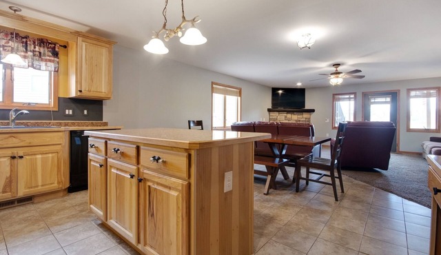 First Floor 3 BR Condo, Northern Bay Golf Course by RedAwning