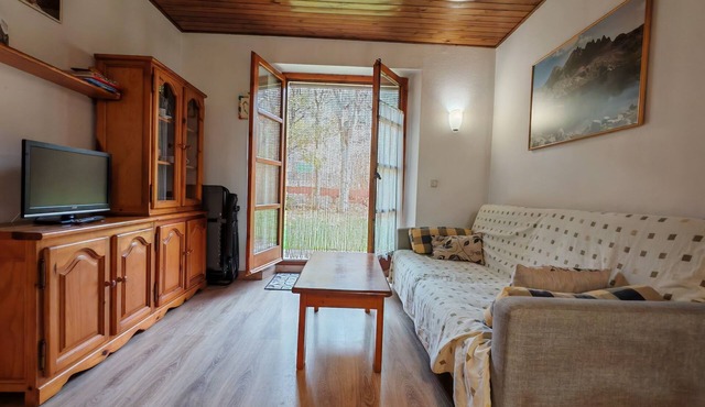 First floor apartment with garden - Isard 3
