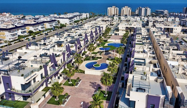 First floor apartment close to beach in Mil Palmeras