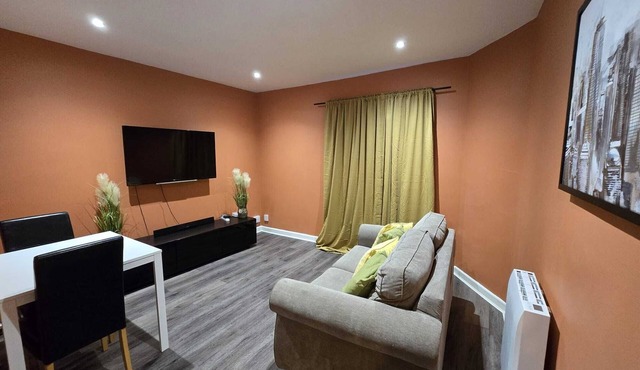 First Floor Apartment - Light Up Properties