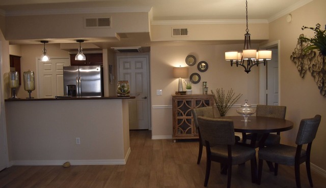 First floor condo in desirable Scottsdale location