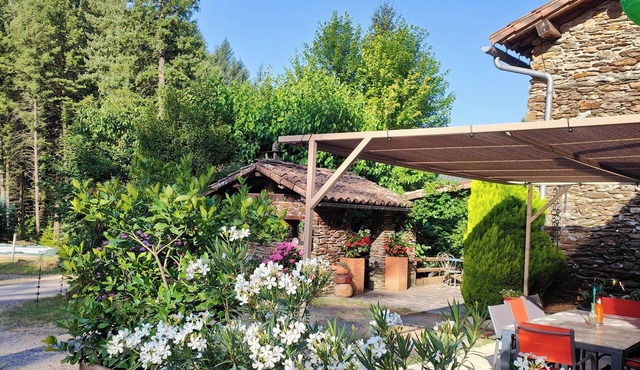 First Floor: "Le Mont Lozère" Room 20 m² with Private Terrace