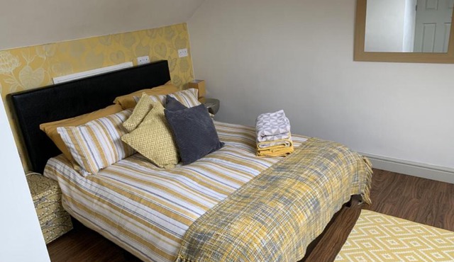 First floor Pad Carterton near Burford