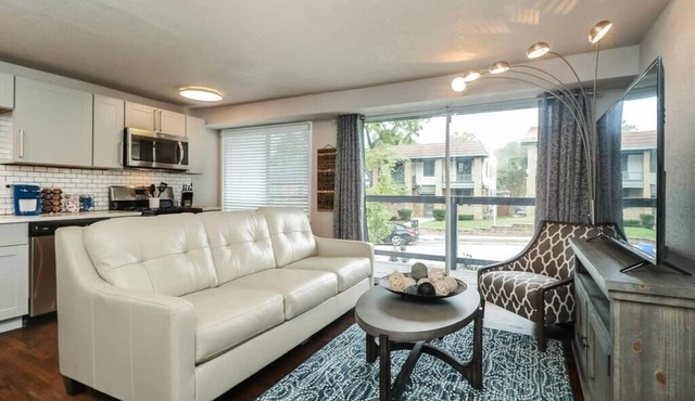 First Floor with 2 King Bedrooms