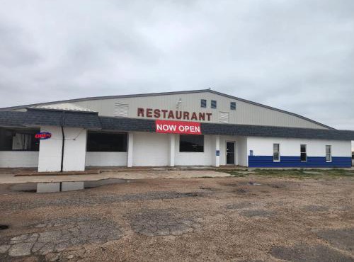 First Inn By OYO Quinter Hwy 70