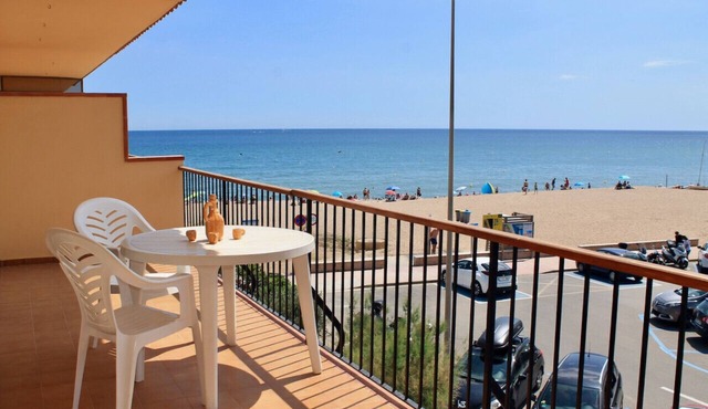 First line beach apartment with sea vue - Pals beach (DU 3H 321)