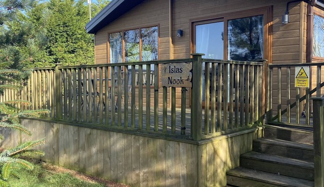 Firtree Lodge, Luxury 2 bed Lodge, No Pets