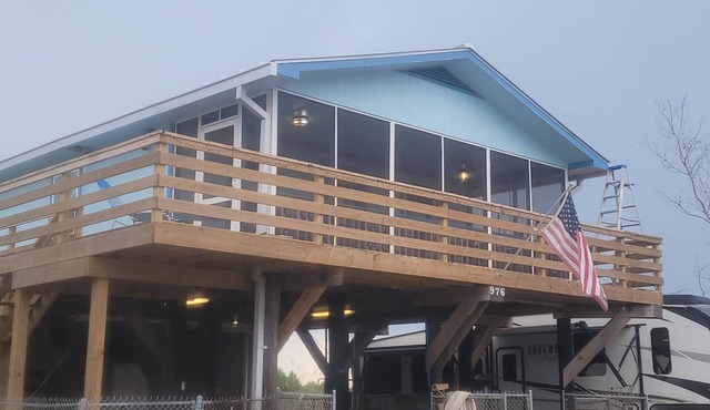 Fish Camp Sleeps 7 Nestled In The Heart Of Fishing Paradise. Redone after Ida.