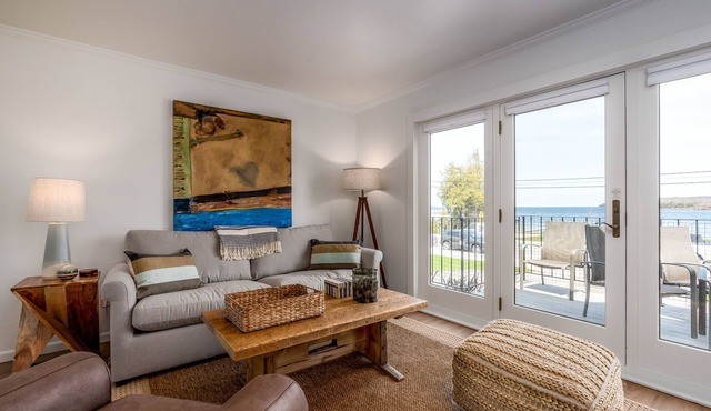 Fish Creek Beach House, Eastview Condo: 2 Bed, 2 Bath