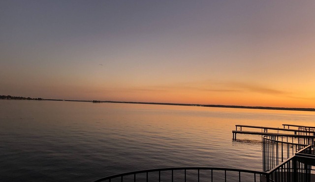 Fish,Drink,Eat,Party right of your private balcony! Ski and boat rental at marin