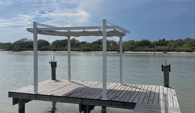 Fish from your private dock on the Colorado River at Bay Bandits’ Hideaway!