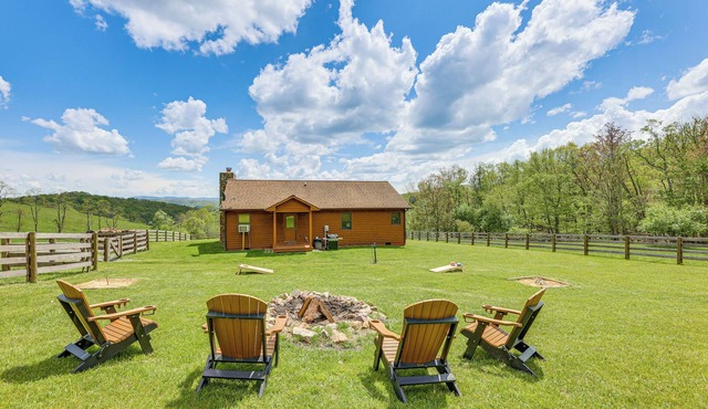 Fish, Hike, Hunt: Secluded Cabin in Doe Hill!