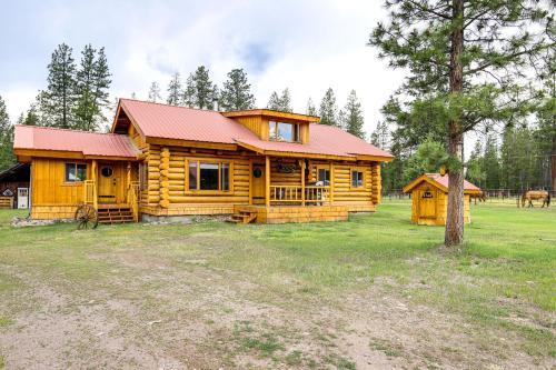 Fish & Hike: Seeley Lake Cabin on 2 + Acres!