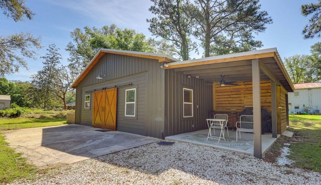 Fish & Relax! Magnolia River Cabin Hideaway