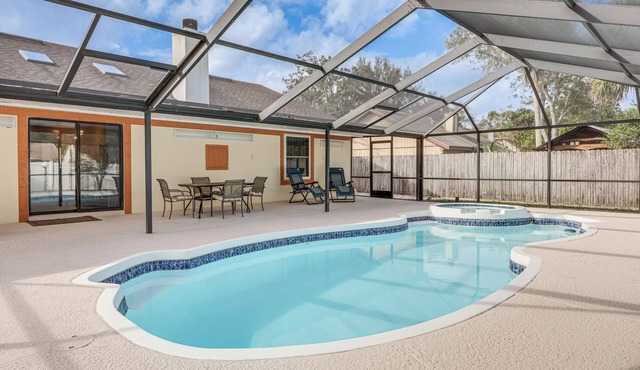 Fish, Surf & Sun! Charmer 5 Mi to Neptune Beach