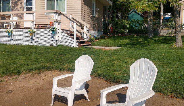 Fish Trap Lake Oasis- Perfect couples getaway. Pet-Friendly.