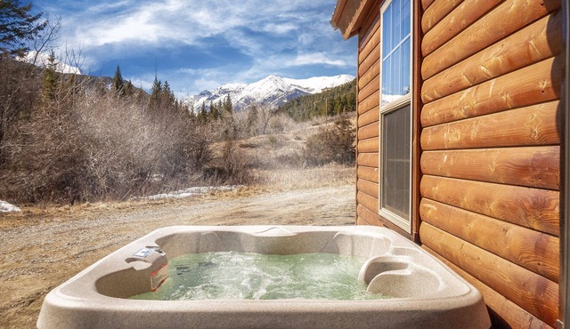 Fisher Cabin - Cute Log Cabin with Private Creek in the Crazy Mountains!