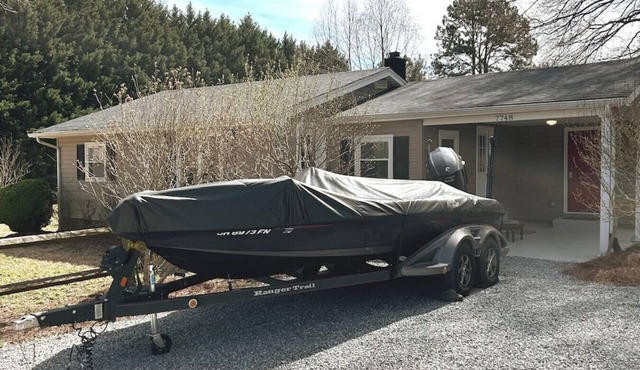 Fisherman and Families 3 Bedroom 2 Min from Marina