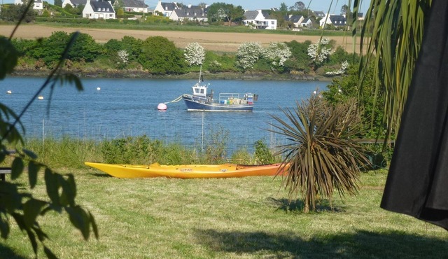 FISHERMAN HOUSE WITH DIRECT ACCESS TO THE SEA WITH GARDEN