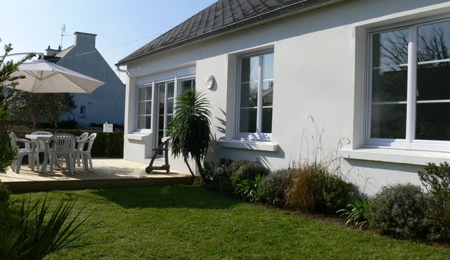 FISHERMAN HOUSE LOCTUDY Pays Bigouden on one level Beach 600m South Expo WIFI Bikes