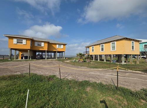 Fisherman's and families Paradise near Corpus Christi, TX with hot tub