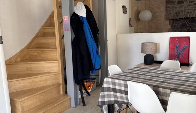 Fisherman's cottage 50m from the port of Saint Cado